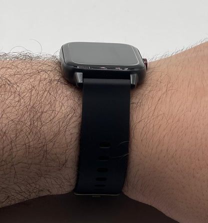 H20 Smartwatch – Waterproof Fitness Tracker from Dubai